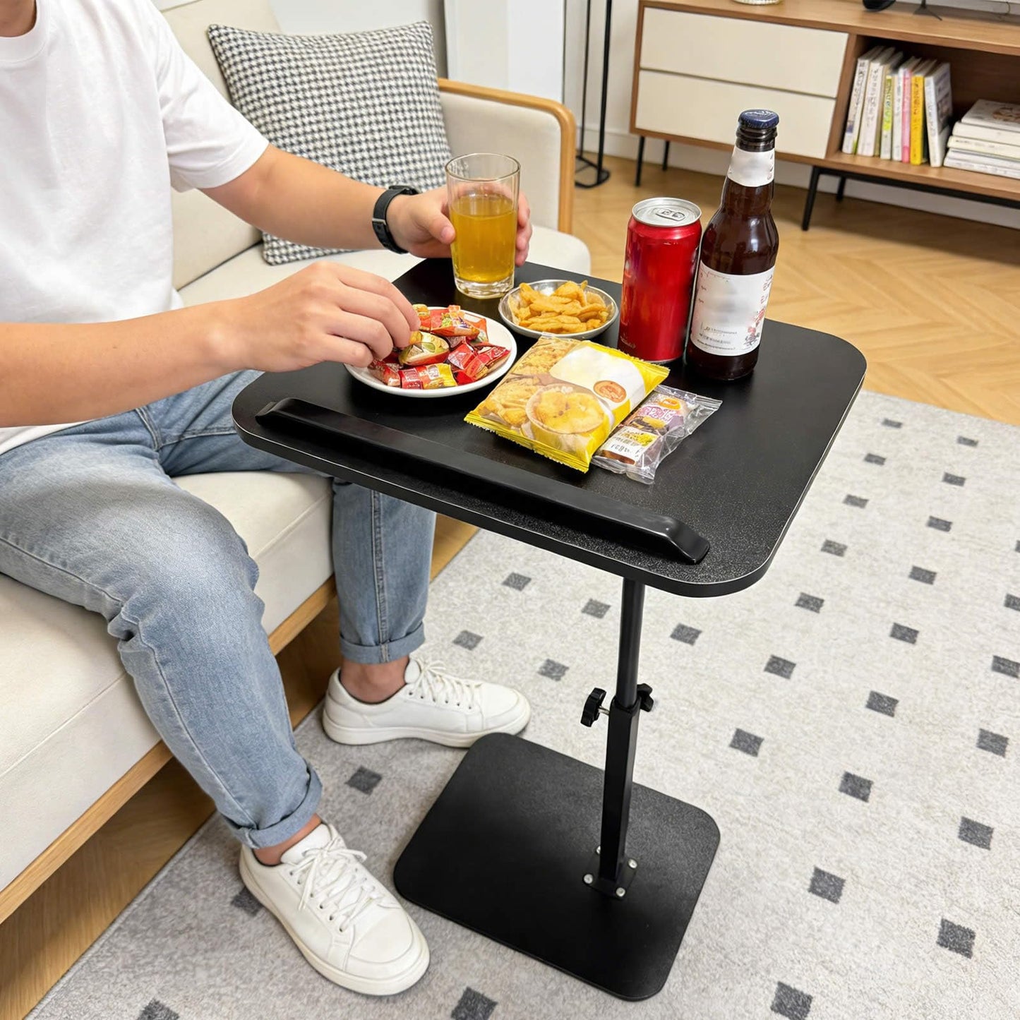 Vixtte 360° Rotating Coffee Table with Slots, Adjustable Height C-Shaped Side Table, Multi-Functional Sofa Side Table/Bed Table (Black)