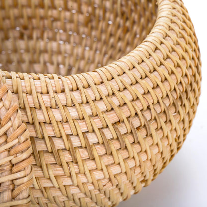 WRINGKIT Small Rattan Basket Box with Lid, Handmade Woven