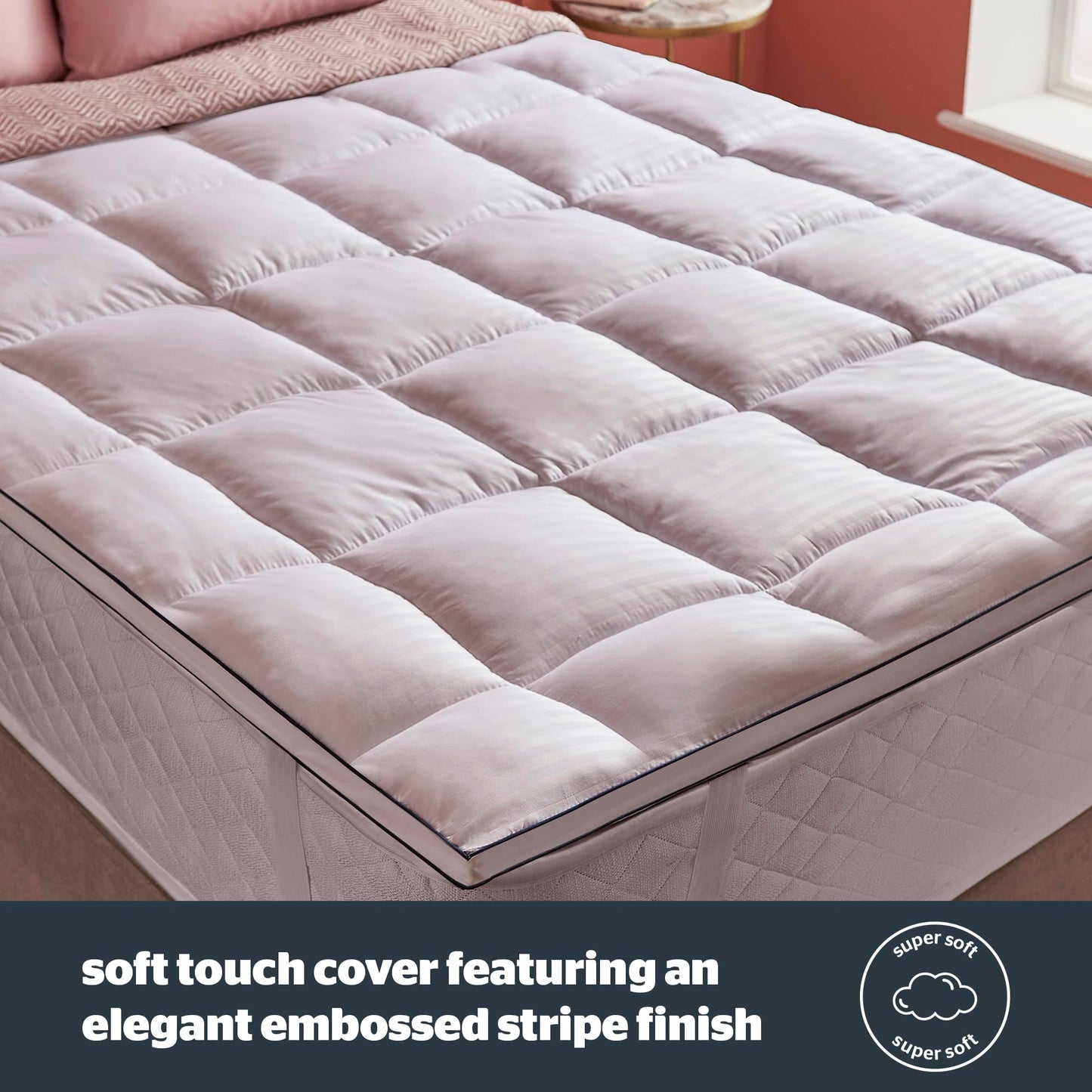 Silentnight Hotel Collection Mattress Topper Double Bed - Luxury Soft Silky Comfortable 5cm Thick Deep Mattress Protector Pad Cover with Deep Fit