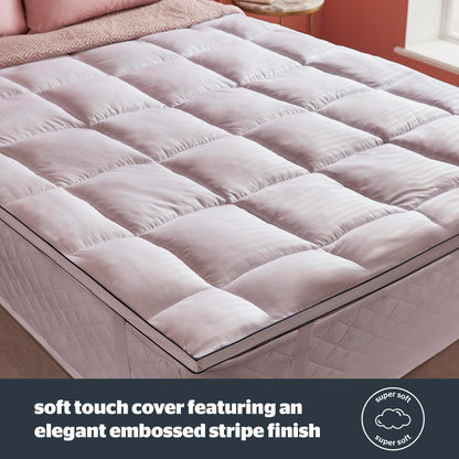 Silentnight Hotel Collection Mattress Topper Double Bed - Luxury Soft Silky Comfortable 5cm Thick Deep Mattress Protector Pad Cover with Deep Fit