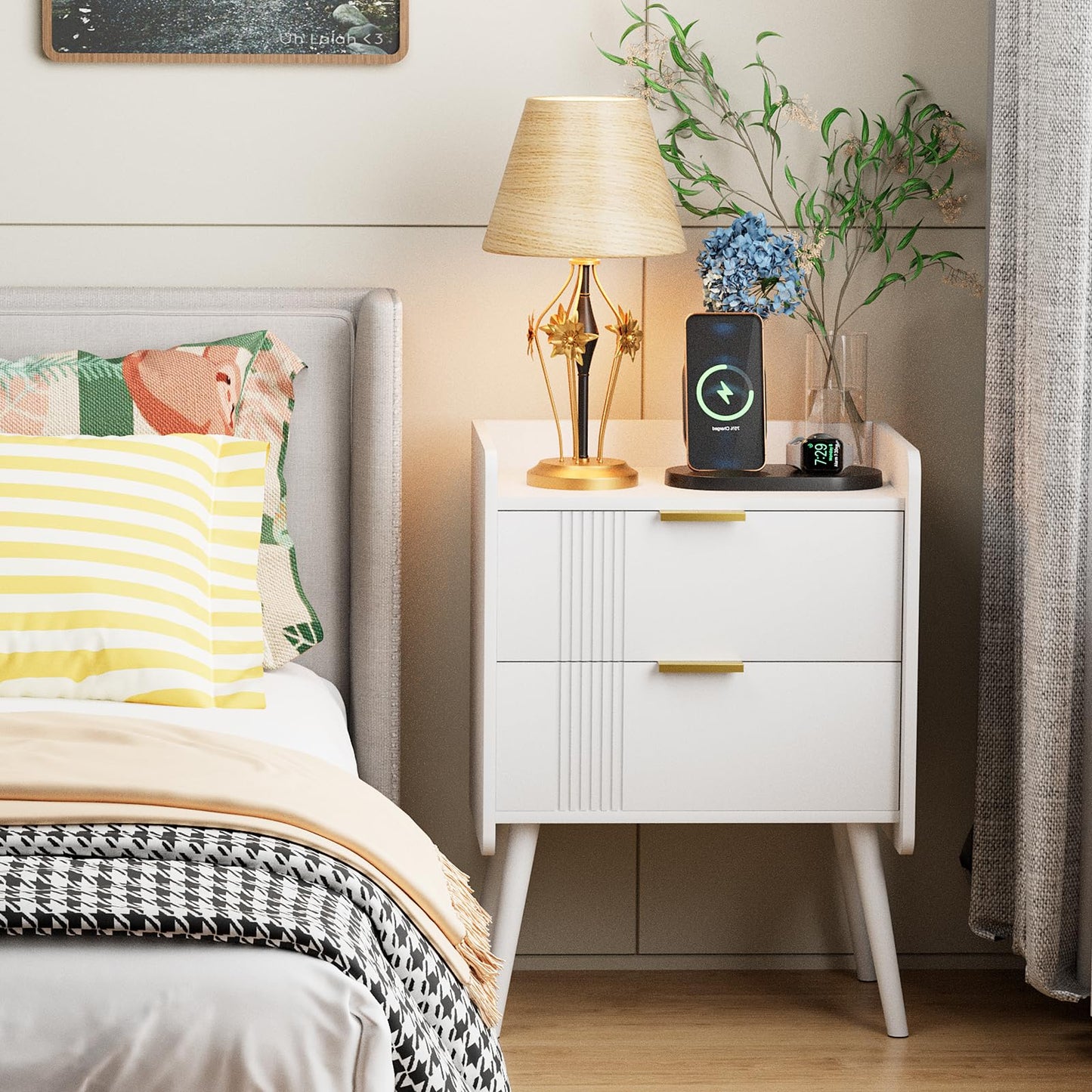 Garden 4 you White Bedside Table, Nightstand, Bed Side Table with Wood Decorated Drawers, Modern Bedside Cabinet, Bedroom End Table with Storage