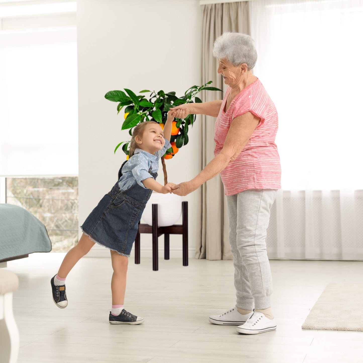Relaxdays Bamboo Plant Stand, Adjustable, Flower Pots max. 32 cm, Pot Support, H: 35.5 cm, Brown