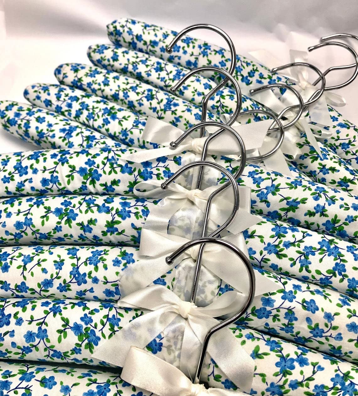 Pack of 5 Quality Padded Clothes Hangers ~ Several Patterns to choose from ... (Blue Flower)
