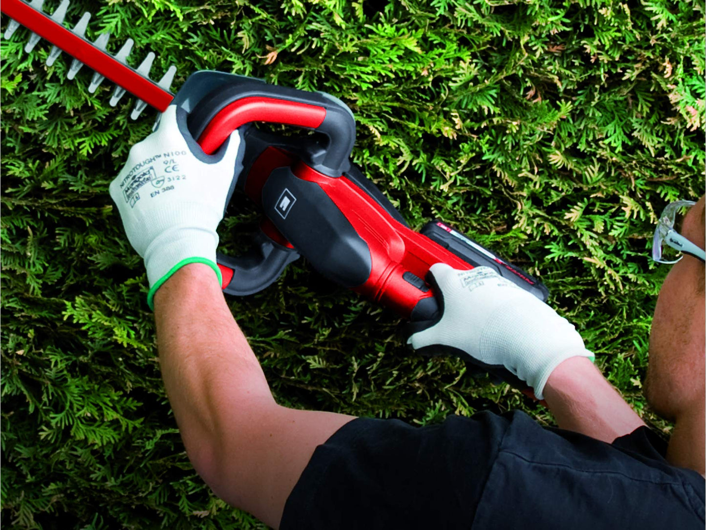 Einhell Power X-Change 18V Cordless Hedge Trimmer - 46cm (18 Inch) Cutting Length, Laser-Cut Diamond-Ground Steel Blades - GE-CH 1846 Li Electric