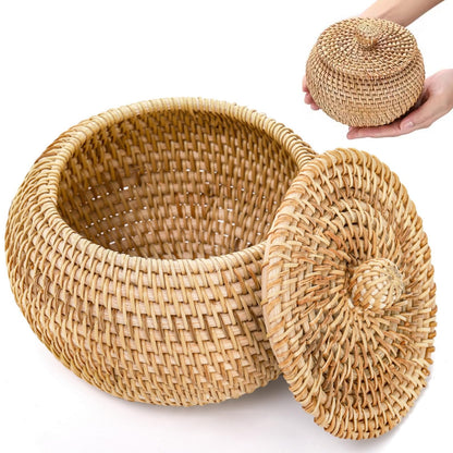 WRINGKIT Small Rattan Basket Box with Lid, Handmade Woven