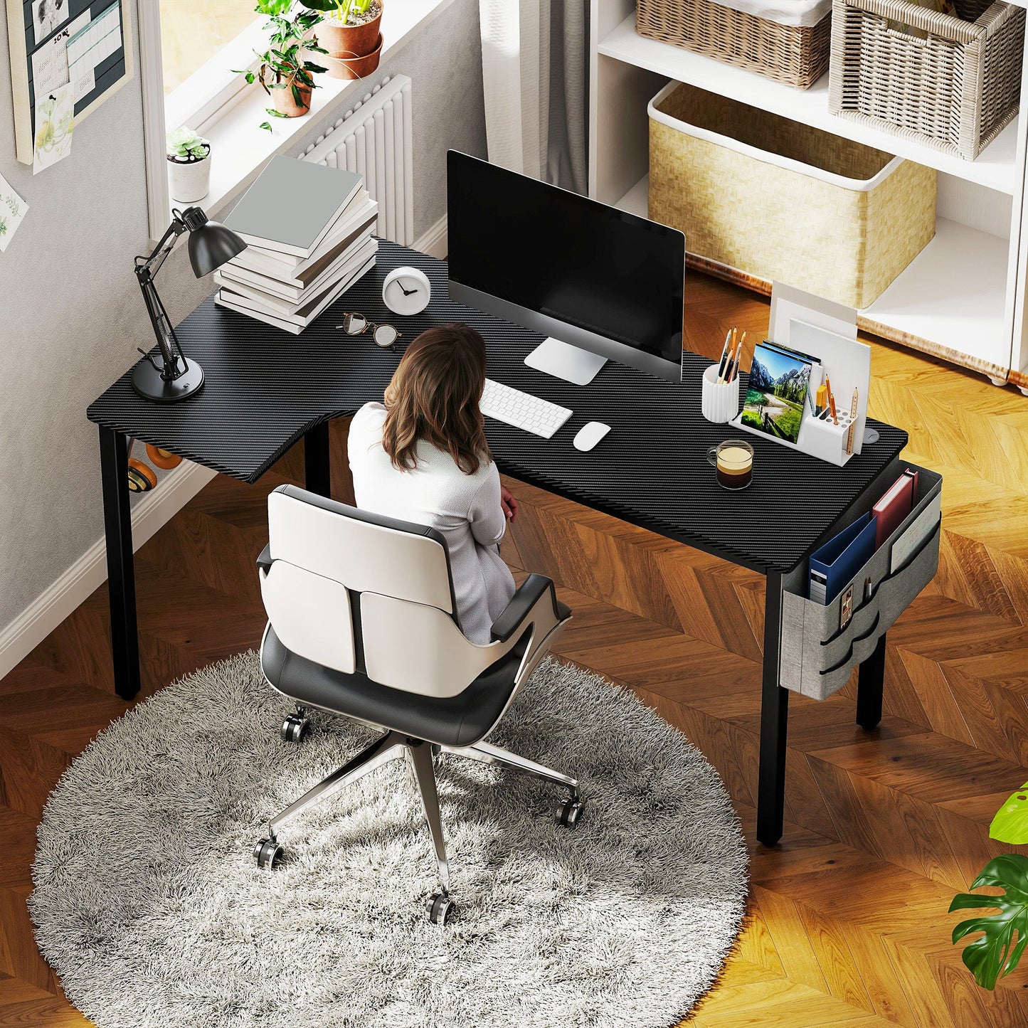 HOMCOM L-Shaped Computer Gaming Desk with Fabric Bag, Hooks and Cable Management, 145 x 81 x 76cm - Black