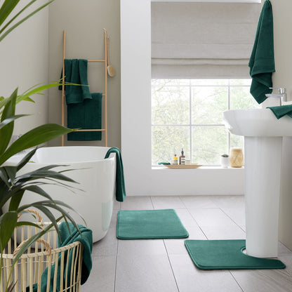 Catherine Lansfield Bathroom Anti Bacterial 500 gsm Soft & Absorbent Cotton Hand Towel Forest Green (Pack of 2)