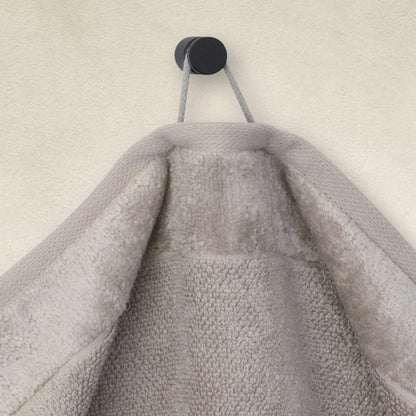 Möve Bamboo Luxe guest towel 30 x 50 cm made of 60% cotton / 40% viscose from bamboo cellulose, silver grey