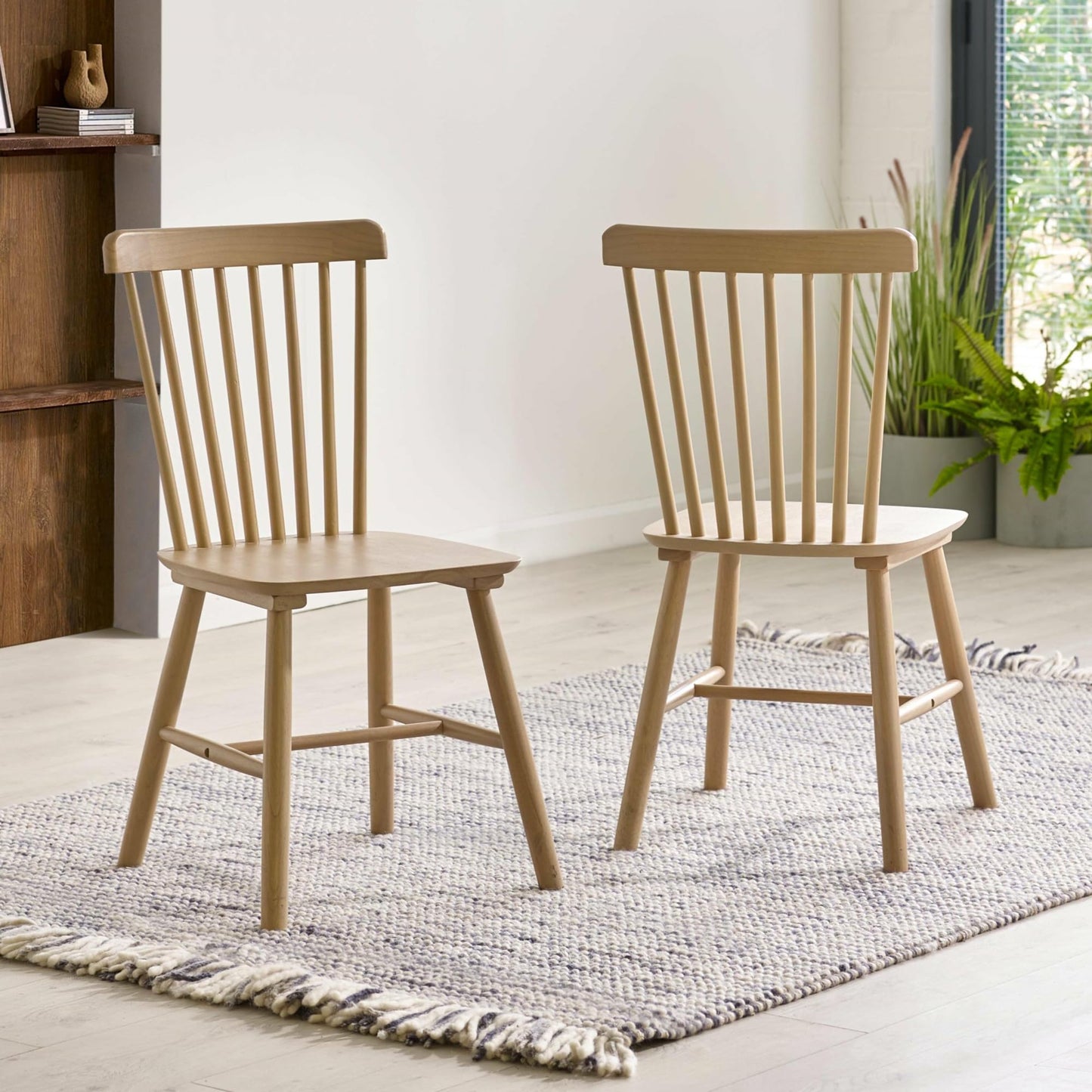 Julian Bowen Sakura Dining Chair Set of 2, Scandi Wood Kitchen Chair with Curved Back, Kitchen Seat with Wooden Spindle Backrest & Arms for Dining