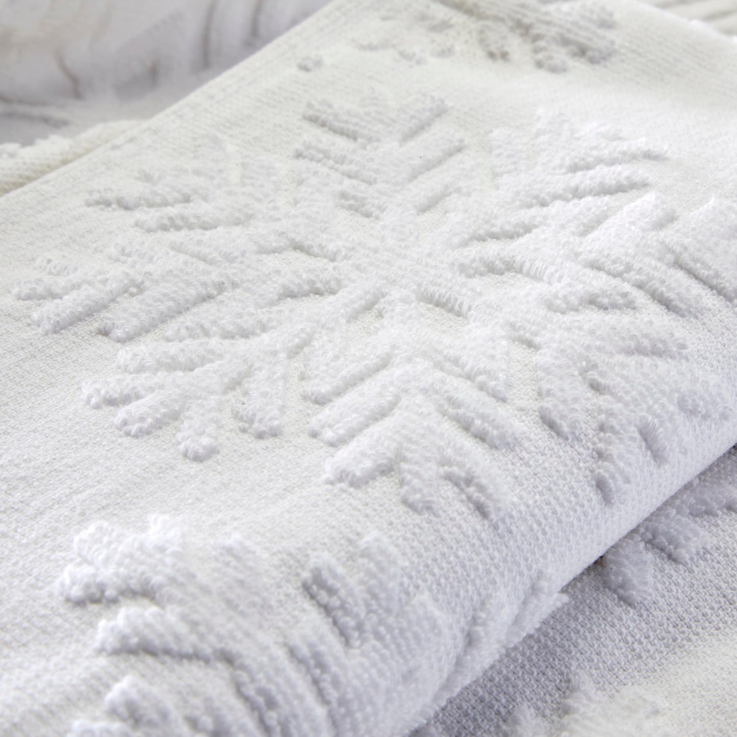 SKL Home Subtle Snowflakes Hand Towel (2-Pack)