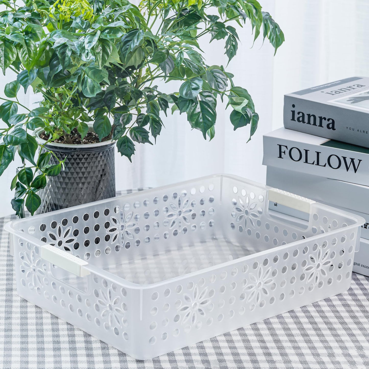 Cetomo Plastic Storage Box, Storage Baskets with Handle, Shelf Basket Organizer with Hole, Open Top Storage Bin for Home Kitchen Office, Transparent