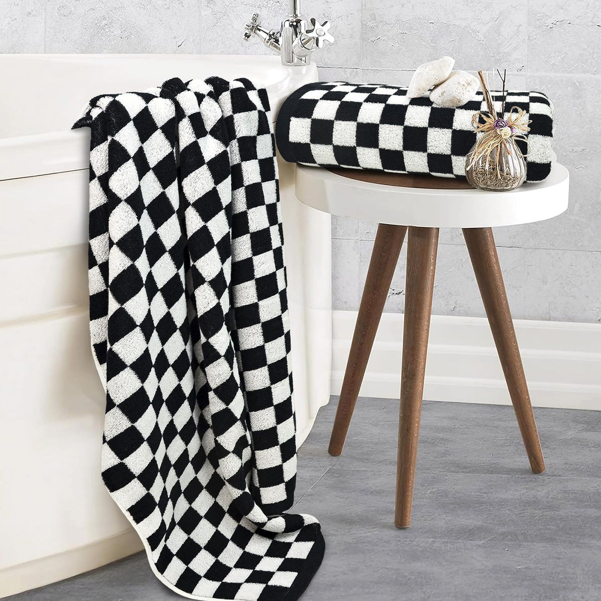 Jacquotha Black and White Checkered Bath Towels Set of 2-100% Cotton 27.5"x55" - Soft, Absorbent, Quick Dry Bath Towels for Bathroom, Pool, Beach, Spa