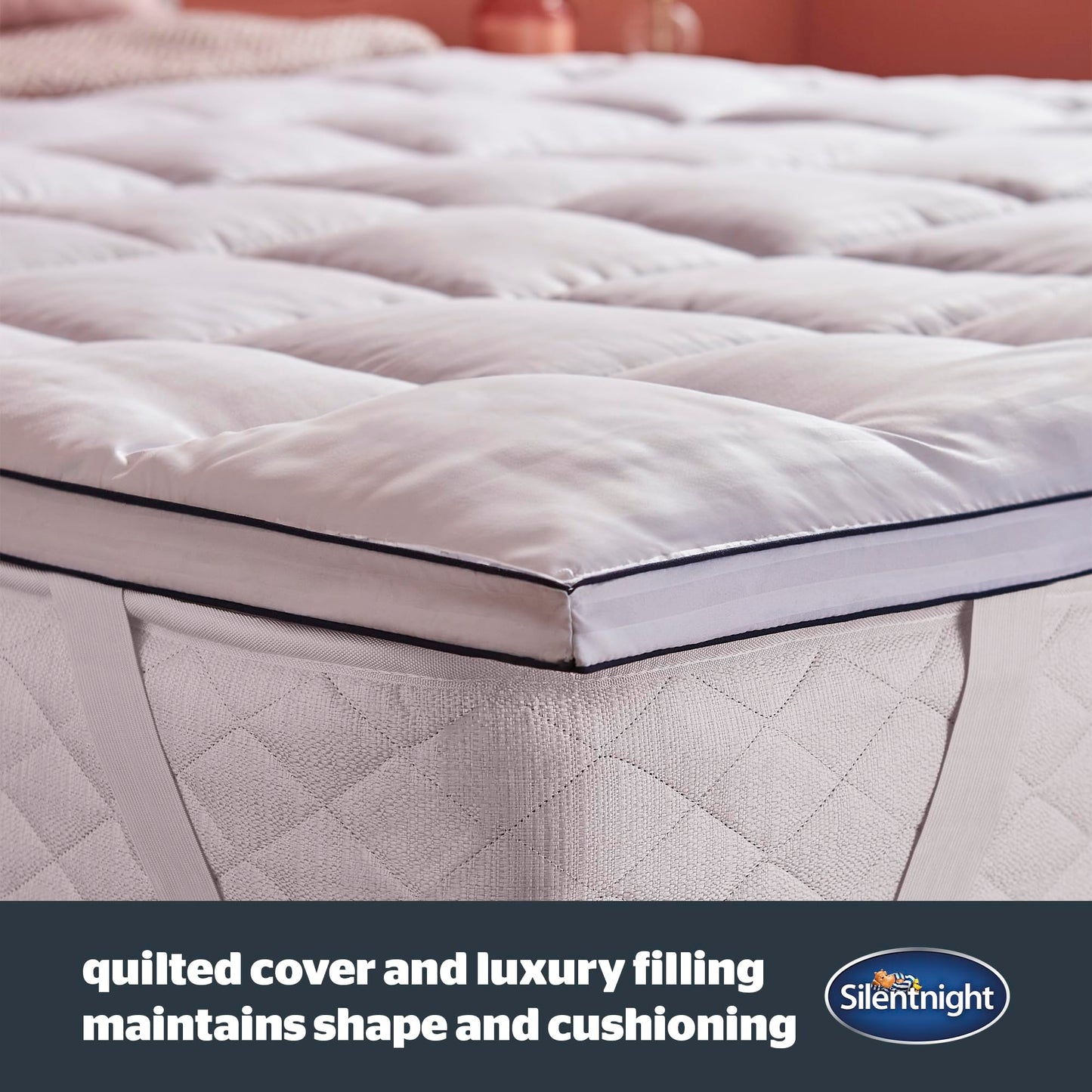 Silentnight Hotel Collection Mattress Topper Double Bed - Luxury Soft Silky Comfortable 5cm Thick Deep Mattress Protector Pad Cover with Deep Fit
