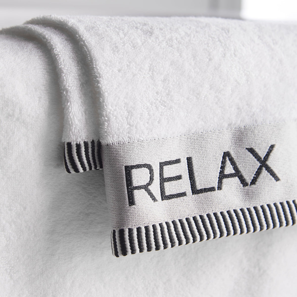 Catherine Lansfield Relax And Unwind 50x85cm Hand Towel White