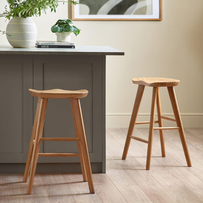Julian Bowen Mulu Bar Stool, Solid Oak - H66 x W45 x D39.5cm