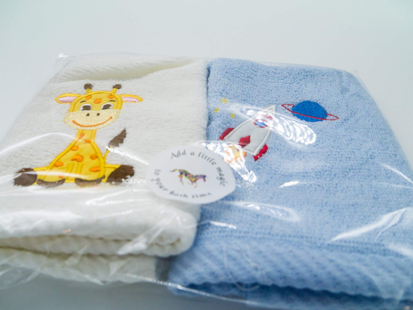 Lex's Linens Pack of 2 Kids Face Cloth (1 of Each) (Giraffe & Rocket)