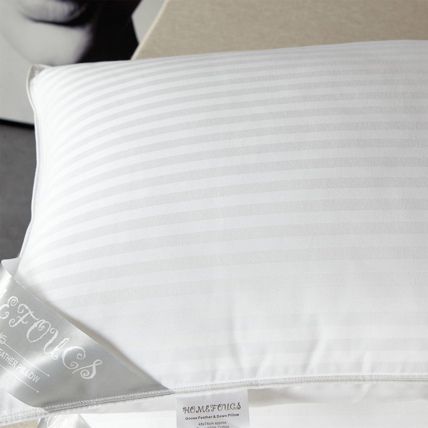 HOMEFOUCS Luxury Feather and Down Pillows, pack of 2 100% Cotton Shell, Soft Hotel Quality Pillows (40% Down)