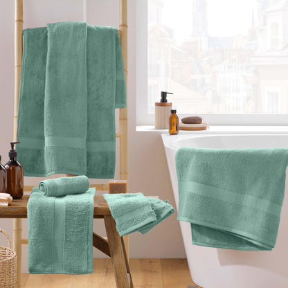 Douceur d'Intérieur, Elegance Celadon 2 Wash Mitts (15 x 21 cm) 100% Cotton Plain