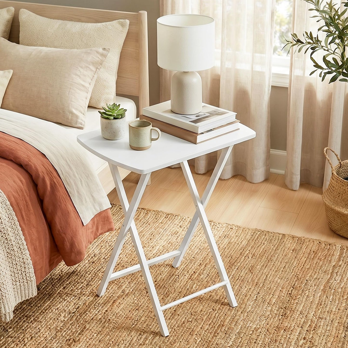 HOOBRO Side Table, Folding Tray Table, Snack Dinner Table for Eating at Couch, Sofa End Table for Small Space, Living Room, Industrial, Easy Storage