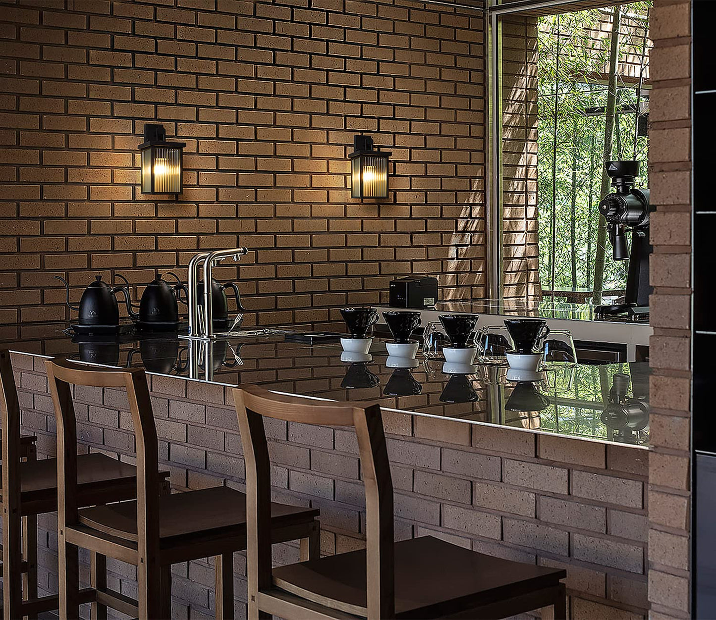 DAWALIGHT Outdoor Lantern Wall Lights Mains Powered Rectangle Porch Lantern Light Metal with Ribbed Glass Lampshade Wall Sconce, E27 Socket Wall Lamp