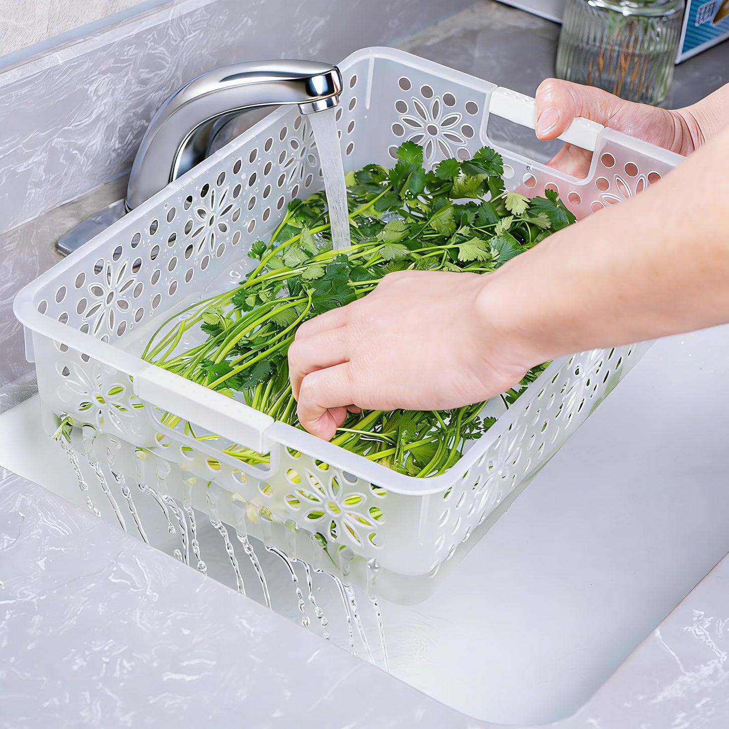 Cetomo Plastic Storage Box, Storage Baskets with Handle, Shelf Basket Organizer with Hole, Open Top Storage Bin for Home Kitchen Office, Transparent