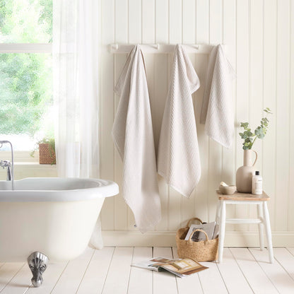 Dreams & Drapes Popcorn Check Hand Towel Natural – Soft Absorbent 100% Cotton Jacquard Check Bathroom Towel, Quick‑Dry