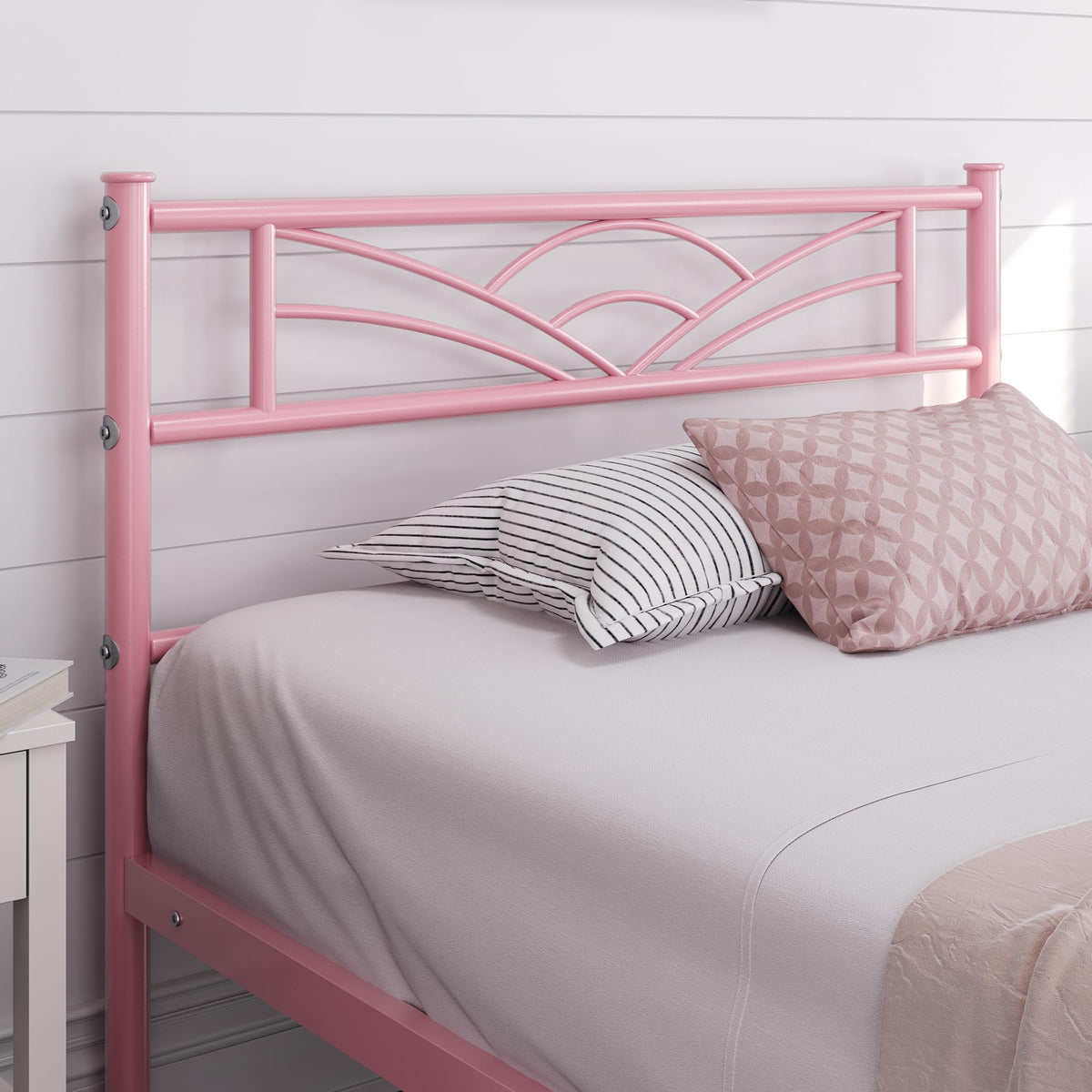 Yaheetech 3ft Single Metal Bed Frame with Cloud-inspired Design, Pink