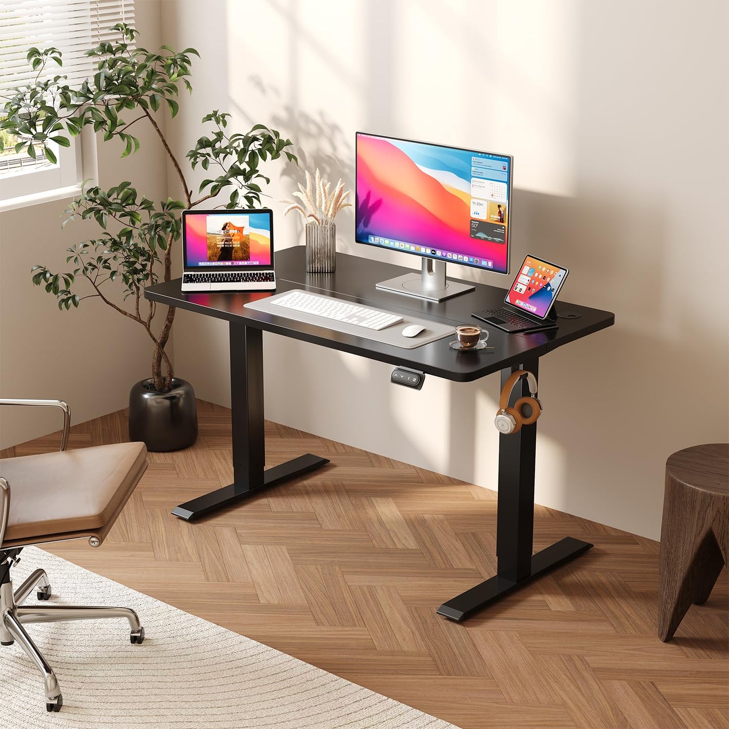 JUMMICO Electric Standing Desk 140 x 60 cm Home Office Height Adjustable Desk, Computer Lift Table with Smart Panel
