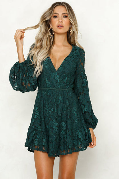 Backless V-neck Lantern Sleeve Lace Dress