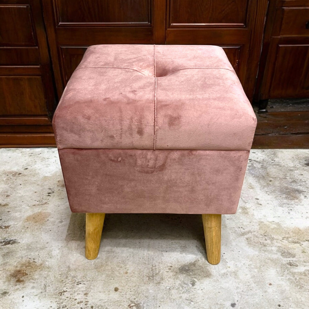 AcaciaHome Stylish & Durable Living Velvet Ottoman Footstool with Lift-Up Storage, Square Design, Traditional Pattern, Comfortable Medium Firmness for Living Room, Office or Lounge (Pink, Square)