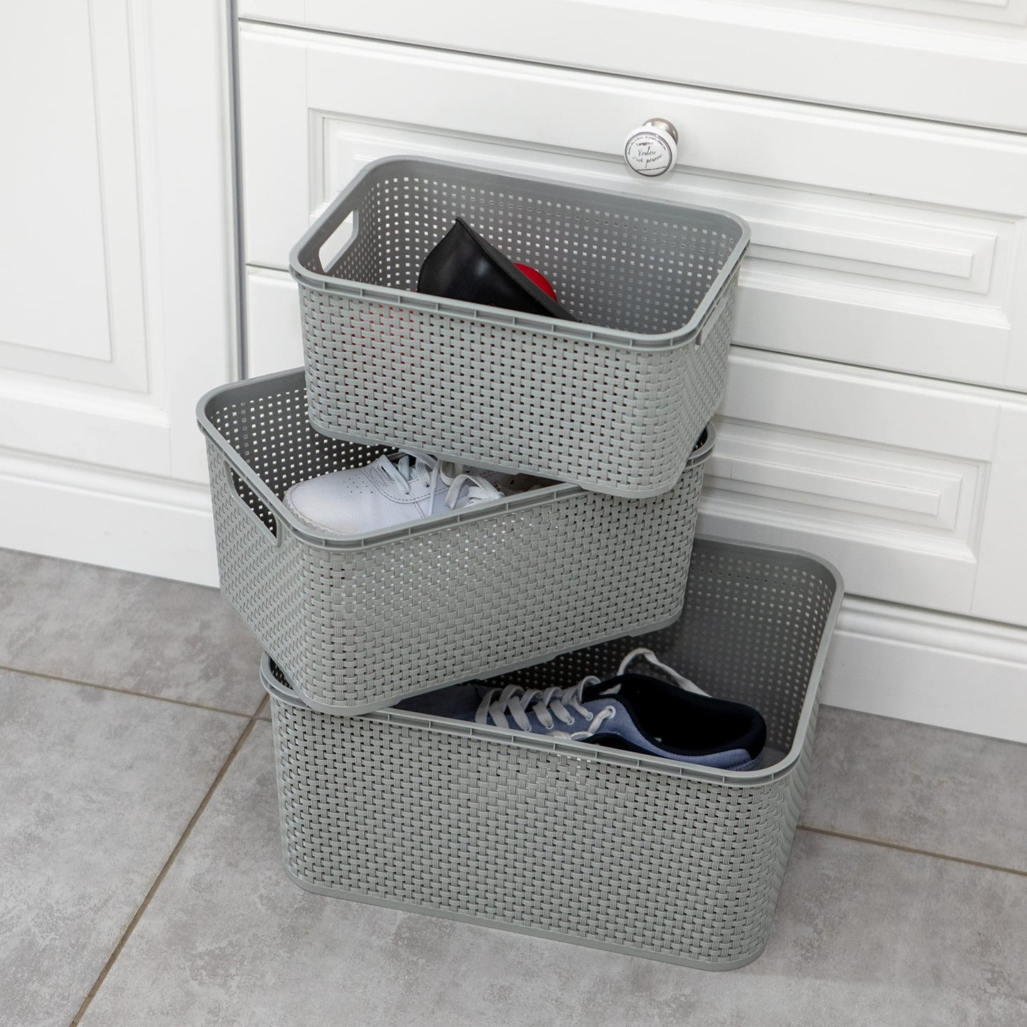 BranQ Home Essential Universal Multifunctional Basket in Rattan Design, Size M 10 L, BPA-Free Plastic PP, Light Grey, 28.8 x 19.7 x 16.2 cm