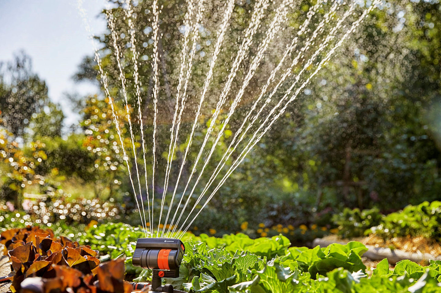 Gardena (69-84BZMX) ZoomMaxx Adjustable Sprinkler with Built in Timer Weighted Base for Precise Watering up to 2,300 Sq Ft, Compatible with Any Hose