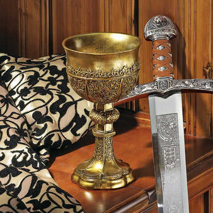 Design Toscano CL6121 Golden Chalice of King Arthur Medieval Decor Gothic Goblet Sculpture, 22.75 cm, Polyresin, Gold