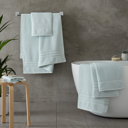 Catherine Lansfield Zero Twist Cotton 70x120cm Bath Towel Duck egg Blue