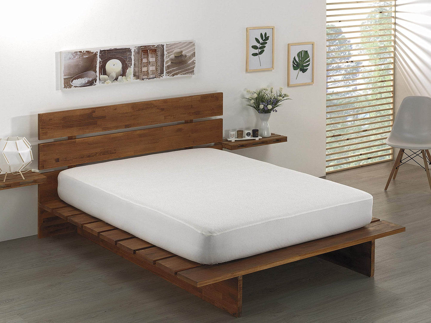 Todocama - Mattress protector in adjustable sponge, 100% waterproof with anti-mite treatment, made of biorganic cotton. (bed 135 x 190/200 cm)
