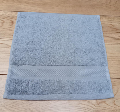 Sue Rossi Face Cloths Pack of 4, Turkish Combed Cotton, 30cm x 30cm, Soft, Absorbent & Quick Dry Wash Cloth Flannels Set Of Bathroom Towels