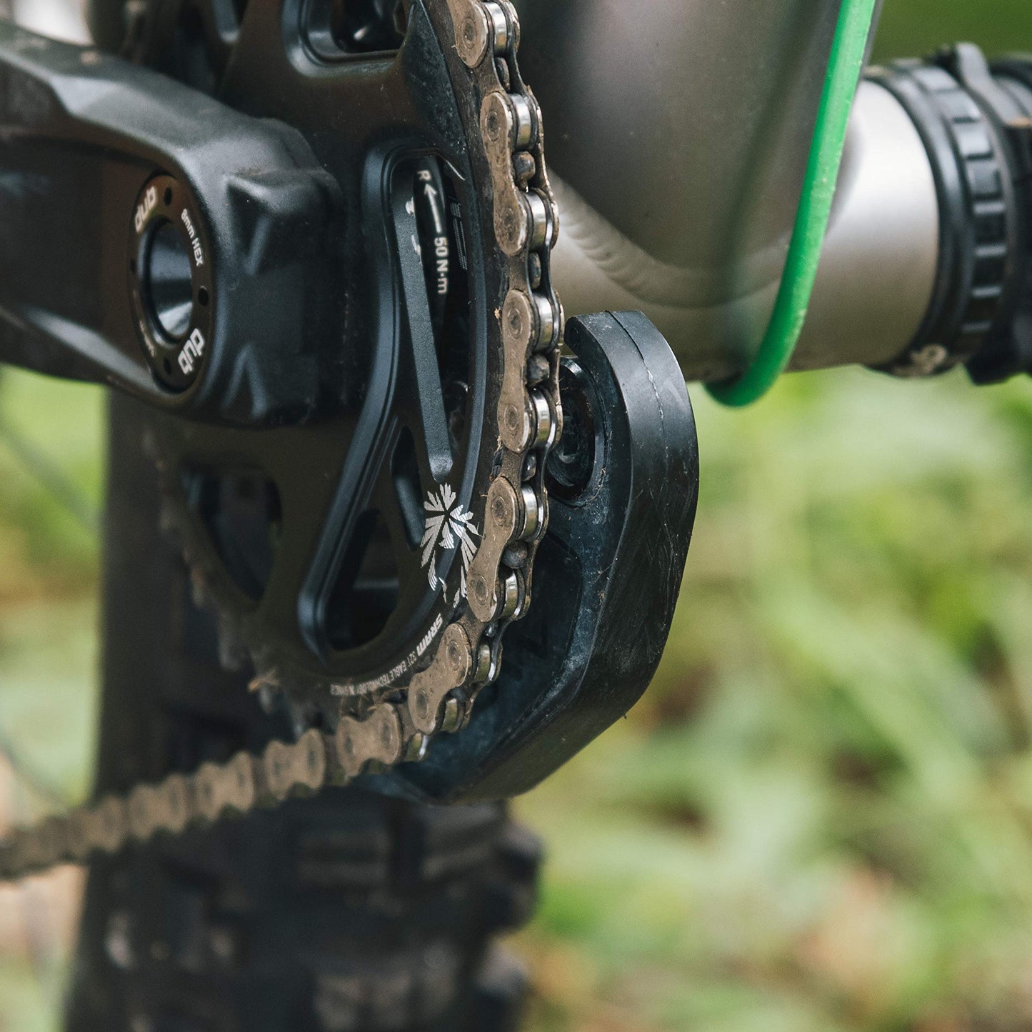 Funn Zippa Lite MTB Bash Guard -A ISCG05 Bicycle Chain Guard for 26T-32T Chainrings, Bike Chain ring Protector for Your Mountain Bike Chain, BMX Chain