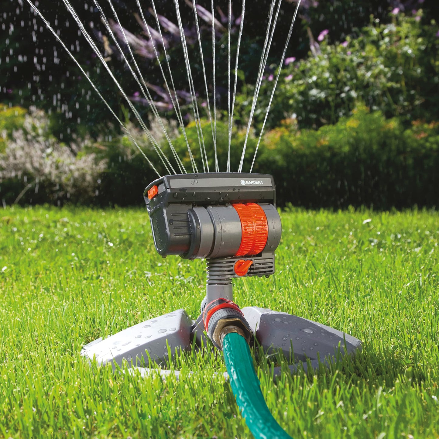 GARDENA 84-BZMX ZoomMaxx - 2400 Sq Ft, Fully Adjustable Sprinkler on Weighted Base for Flexible, Leak Proof and Precise Watering, Compatible with Any