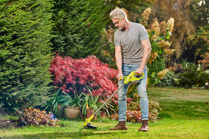 Ryobi 18 V ONE+ Cordless Grass Trimmer RY18LT23A-0 (Cutting Width 23 cm, EasyEdge for Switch Between Edge and Trimming Mode, Includes 1 x Line Spool,