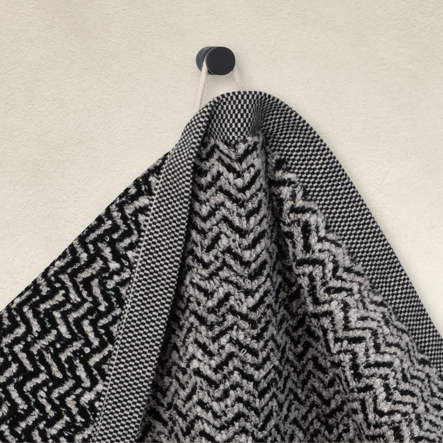 Möve Brooklyn Herringbone Guest Towel 50 x 30 cm 85% Cotton / 10% Viscose / 5% Linen Natural/Black