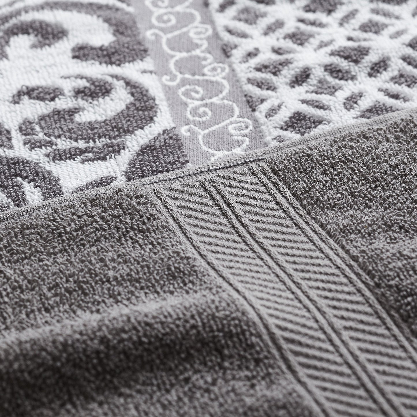 Amrapur Modern Threads Trefoil Filigree 6-Piece Reversible Yarn Dyed Jacquard Towel Set - Bath Towels, Hand Towels, & Washcloths - Super Absorbent &