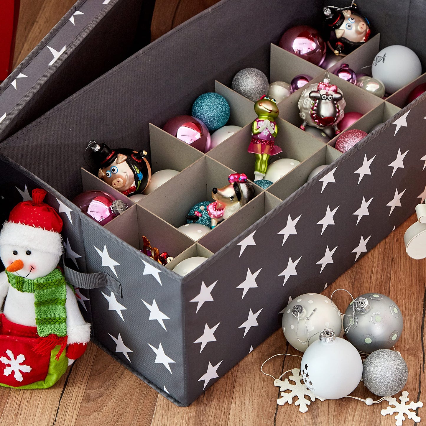 LOVE IT STORE IT Storage Box for Christmas Baubles - Box for Fabric Christmas Tree Decorations - Reinforced with Cardboard - 30 Compartments