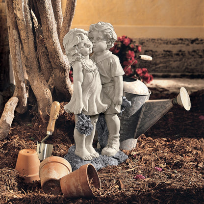 Design Toscano Young Sweethearts Kissing Children Outdoor Garden Statue, Polyresin, Two Tone Stone, 56 cm, 22 Inch