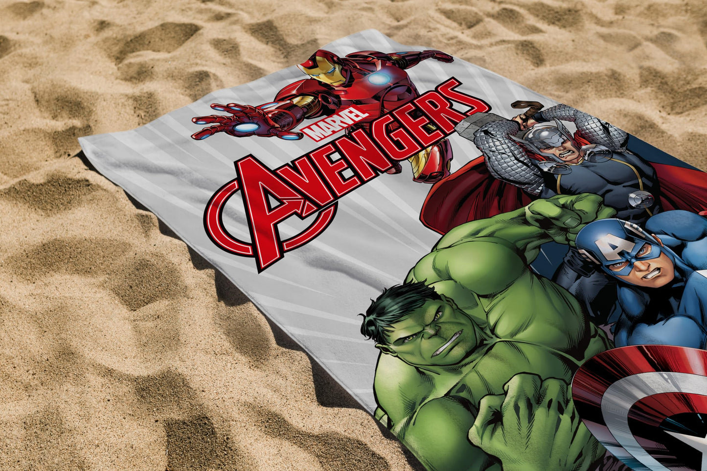 hermet Avengers Beach Towel, 70 x 140 cm, Beach or Pool Towel, 100% Soft Cotton, Practical and Lightweight