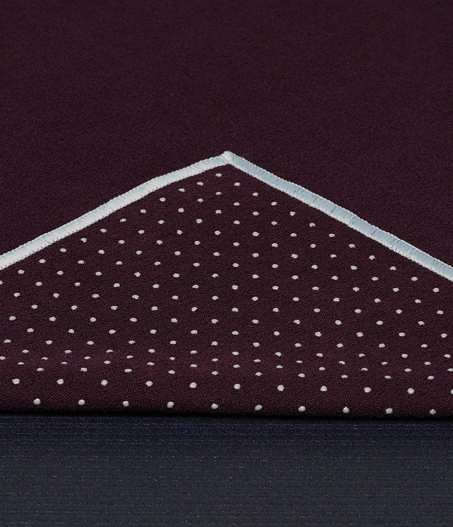 Manduka Yogitoes Yoga Towel ? Rubber Grip Dots Non-Slip Bottom, Quick Dry Fitness Towel for Hot Yoga, Pilates, Exercise - 79 Inch, Indulge