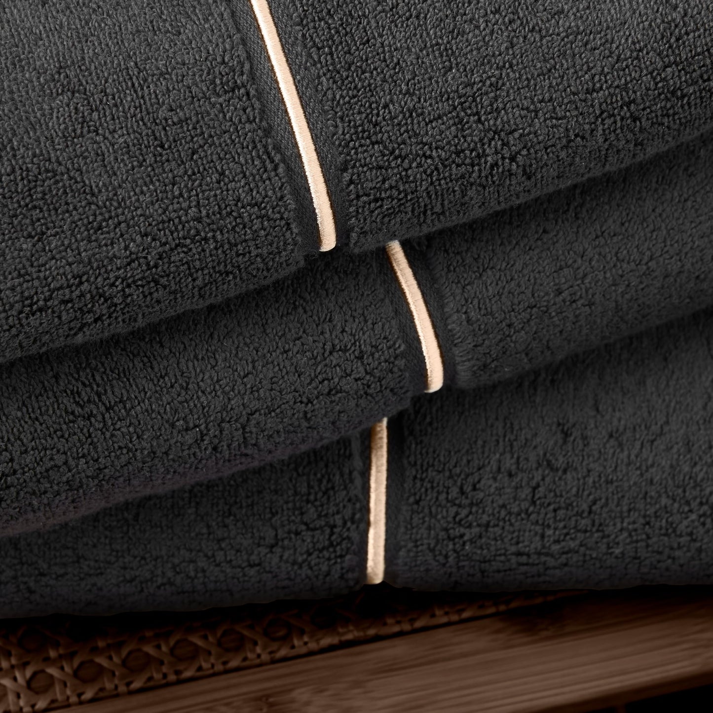 Bianca Zero Twist Satin Stitch Cotton 100x150cm Bath Sheet Black