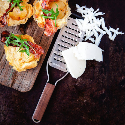 Microplane Kitchen grater Set (Zester & Extra coarse) for citrus fruits, hard cheese, nutmeg, potato, zucchini and carrot with stainless steel blades