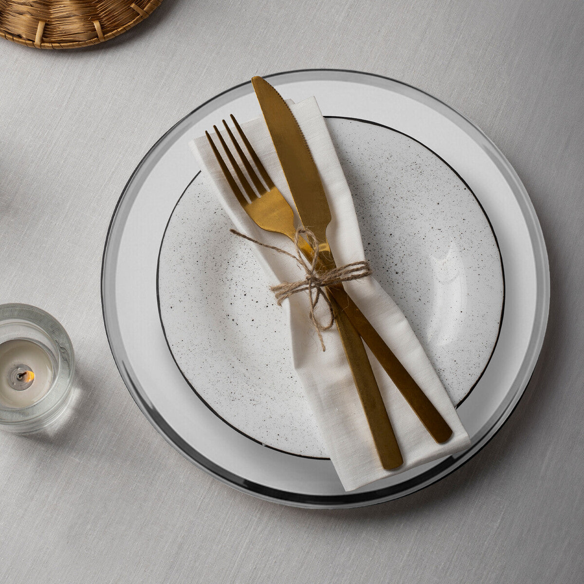 Ida Set of Four 33cm Dia Plain Charger Plates with Silver Rims