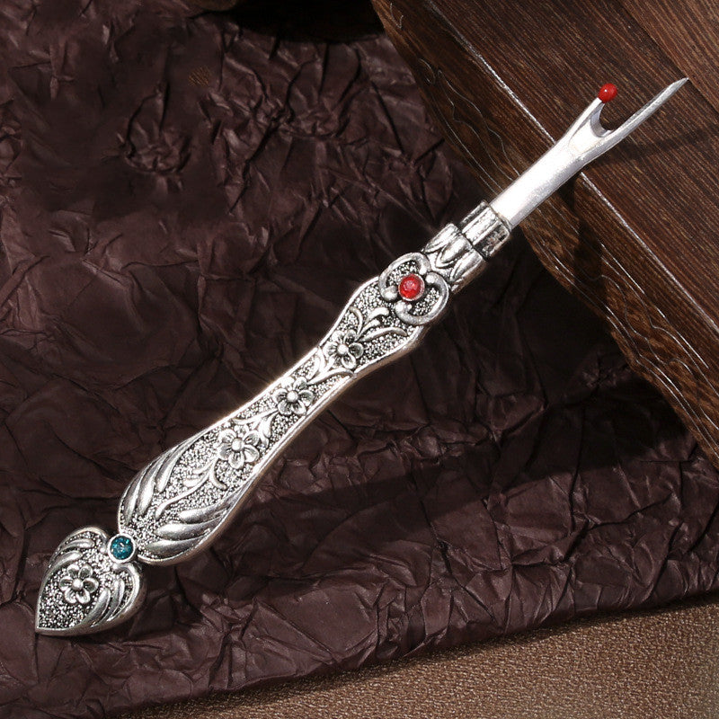 Narcissus Ruyi Handmade Seam Ripper