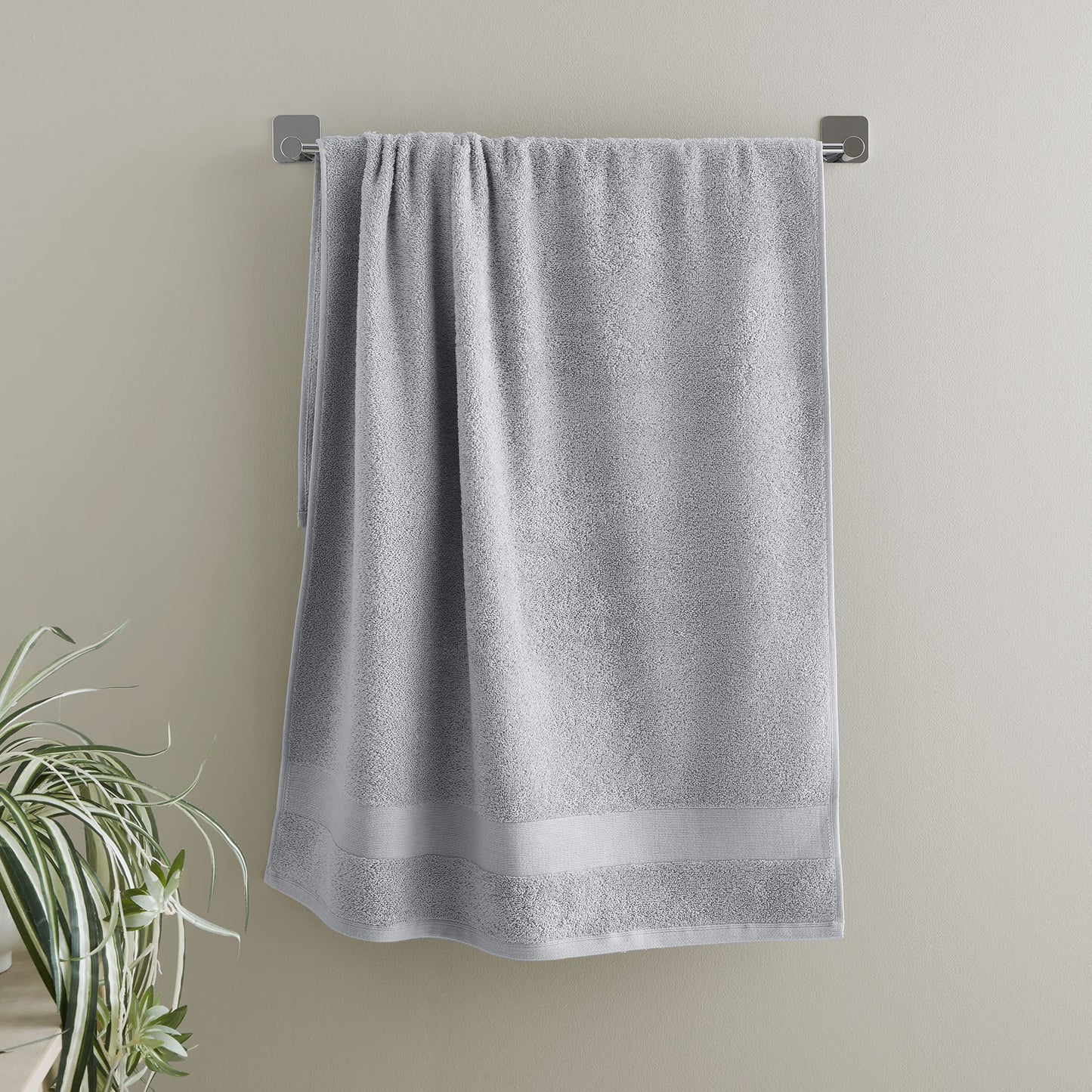Catherine Lansfield Bathroom Anti Bacterial 500 gsm Soft & Absorbent Cotton Bath Towel Silver Grey